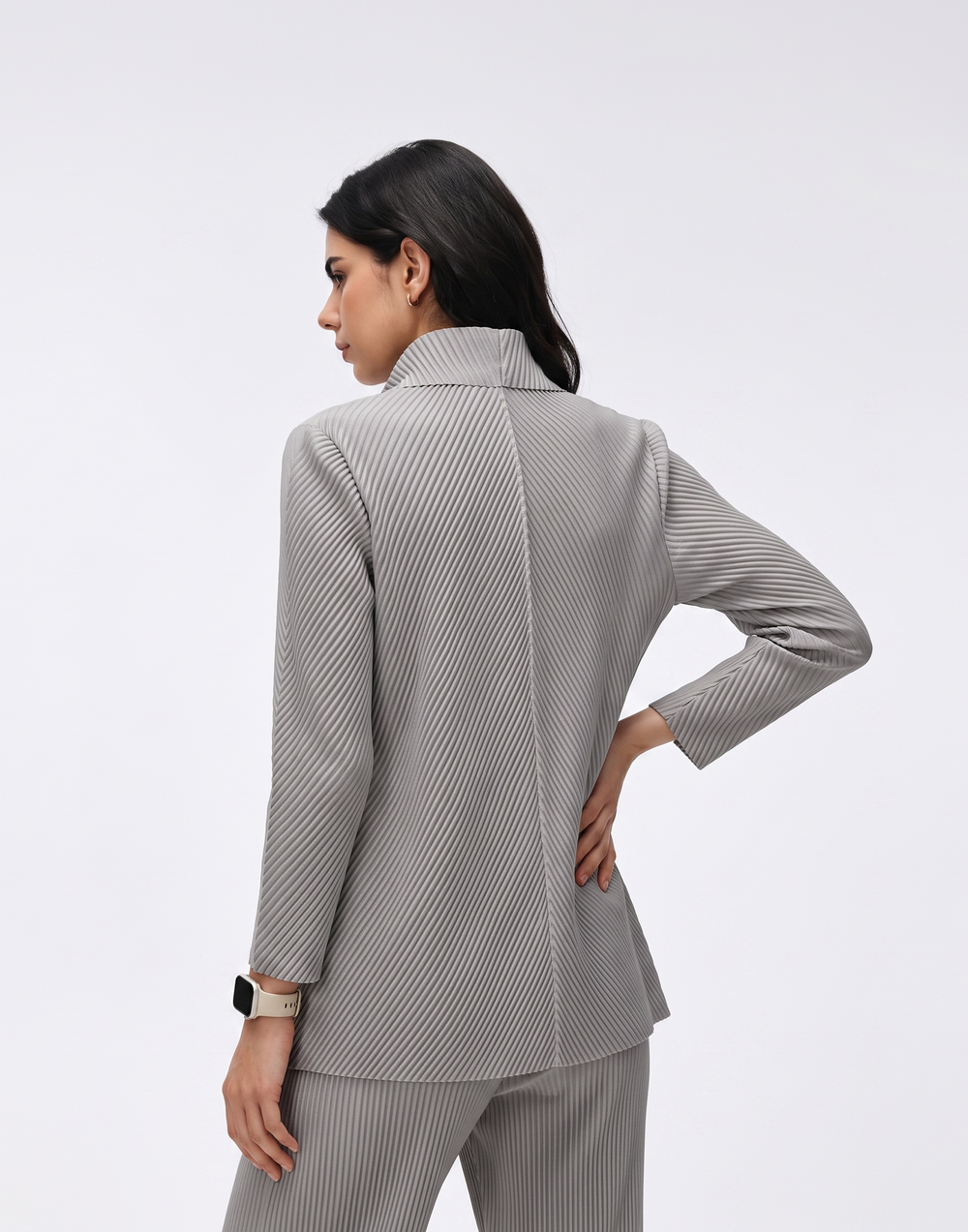 Wrinkle-Free, Cooling & Breathable Free Size Empower Jacket With Pockets