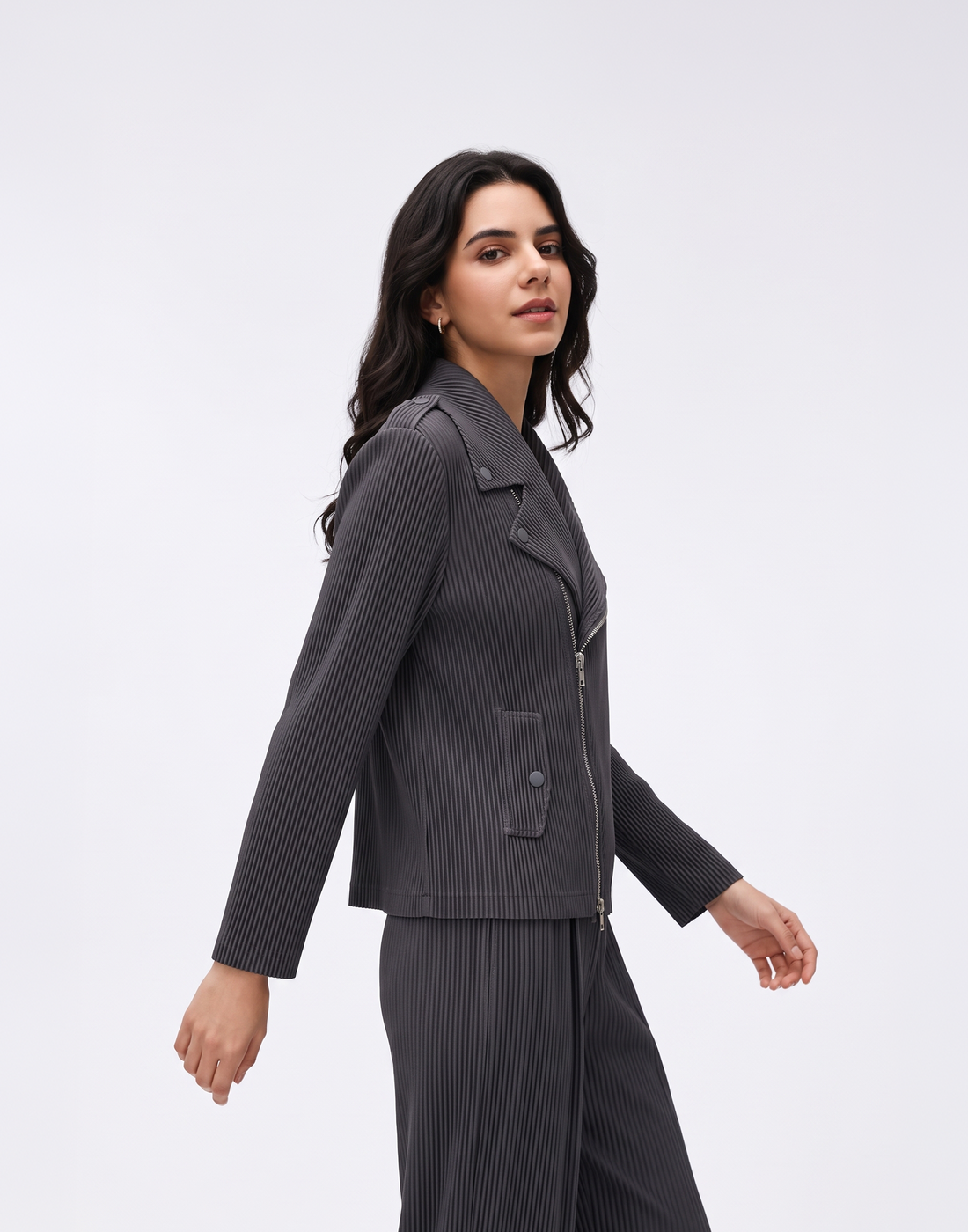 Wrinkle-Free, Breathable & Stretchy Free Size Biker Jacket With Pockets