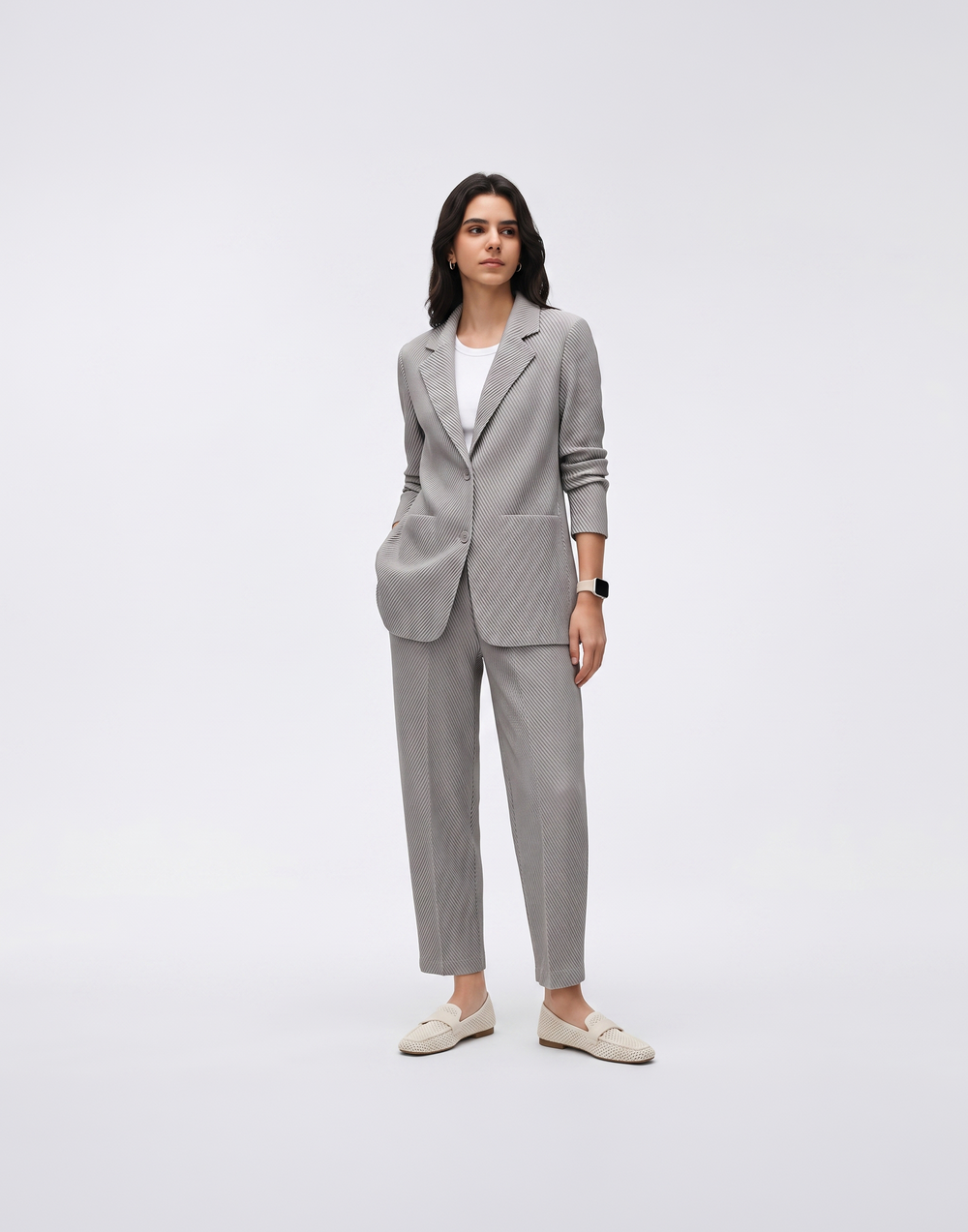 Wrinkle-Free, Cooling & Breathable Free Size Empower Jacket With Pockets