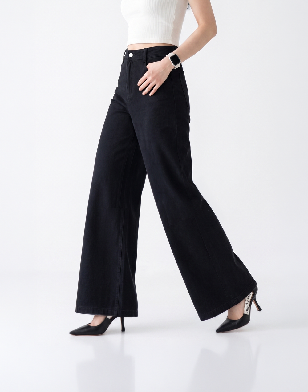 Cooling, Buttery Soft & Stretchy Tummy Tucking City Jeans