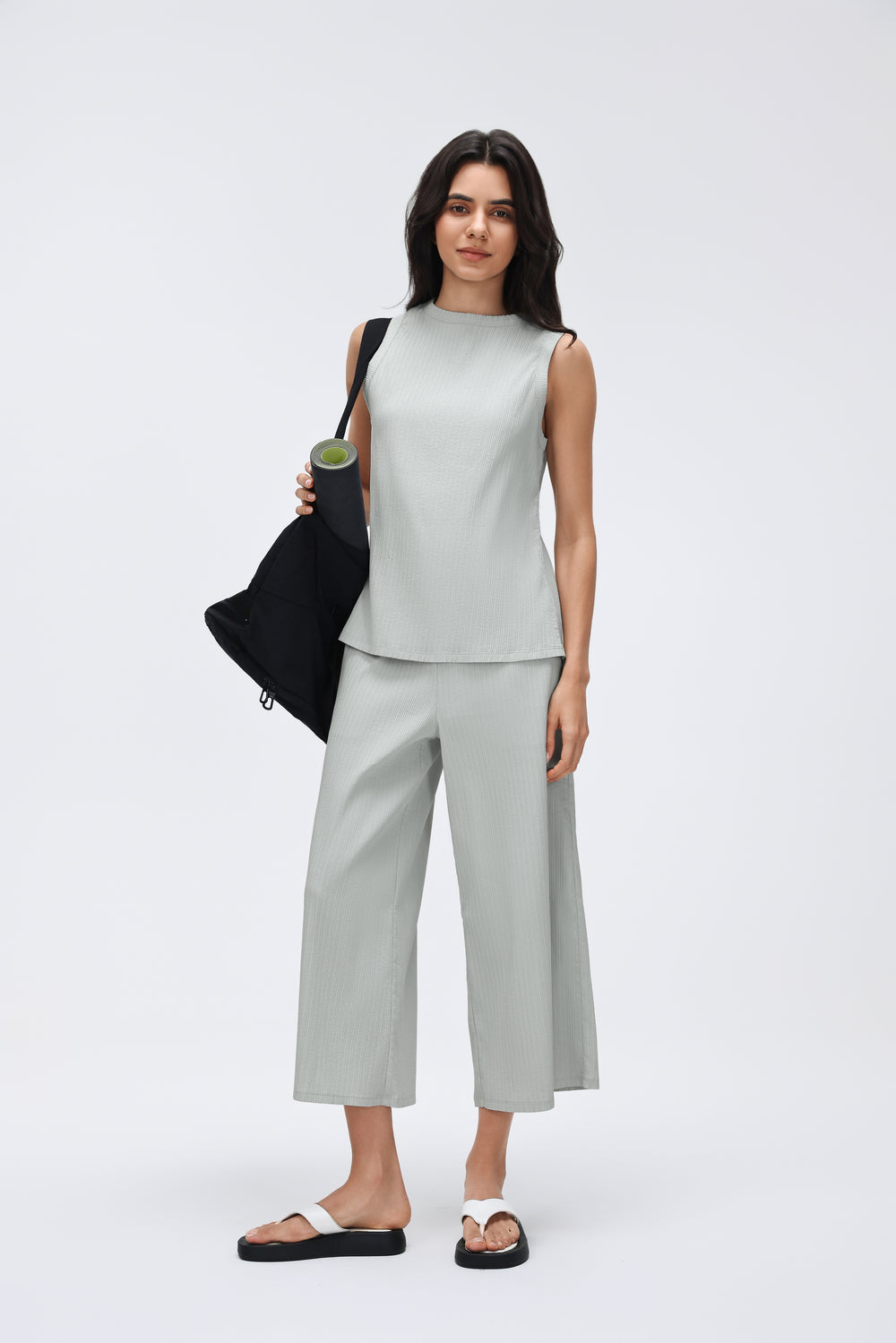 Wrinkle-Free, Stretchy & Breathable Flow Pants With Stretchy Waistband & Pockets - For Petites