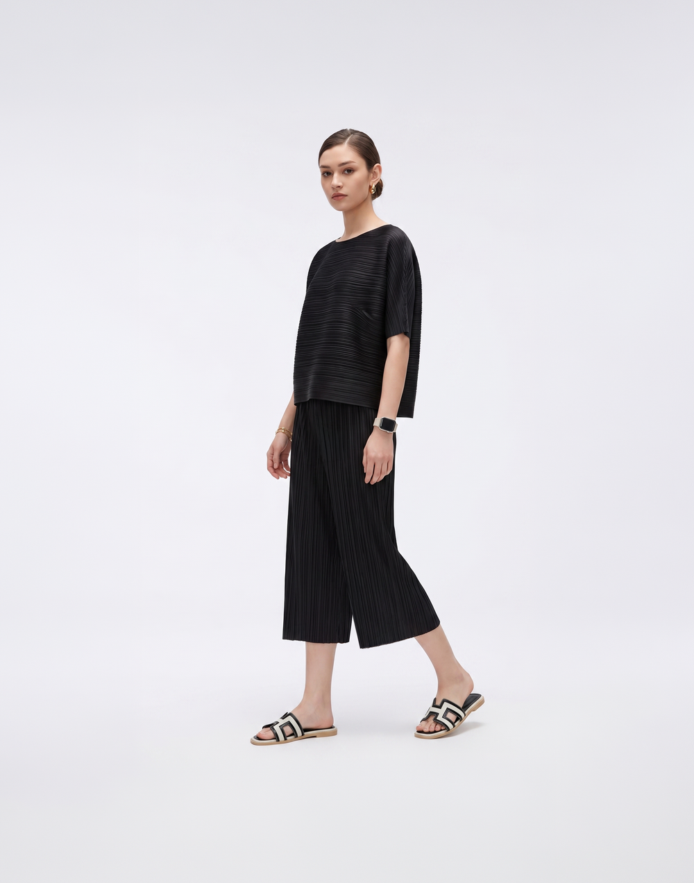 Wrinkle-Free, Cooling, Breathable Pleated Lite Pants With Stretchy Waistband & Pockets - For Petites