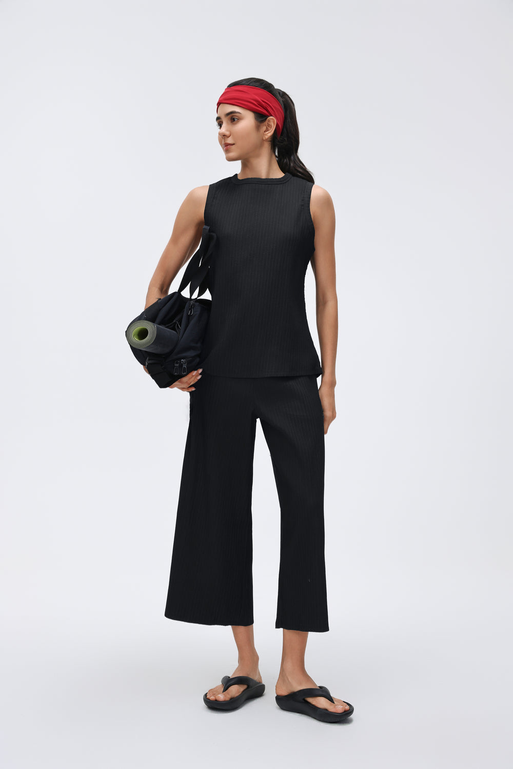 Wrinkle-Free, Stretchy & Breathable Flow Pants With Stretchy Waistband & Pockets - For Petites