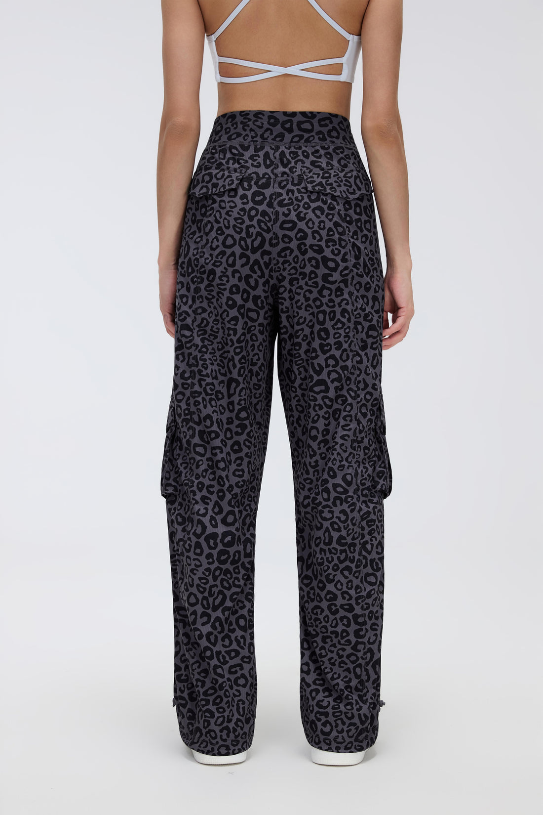 Stretchable Utility Travel Joggers With 6 Pockets