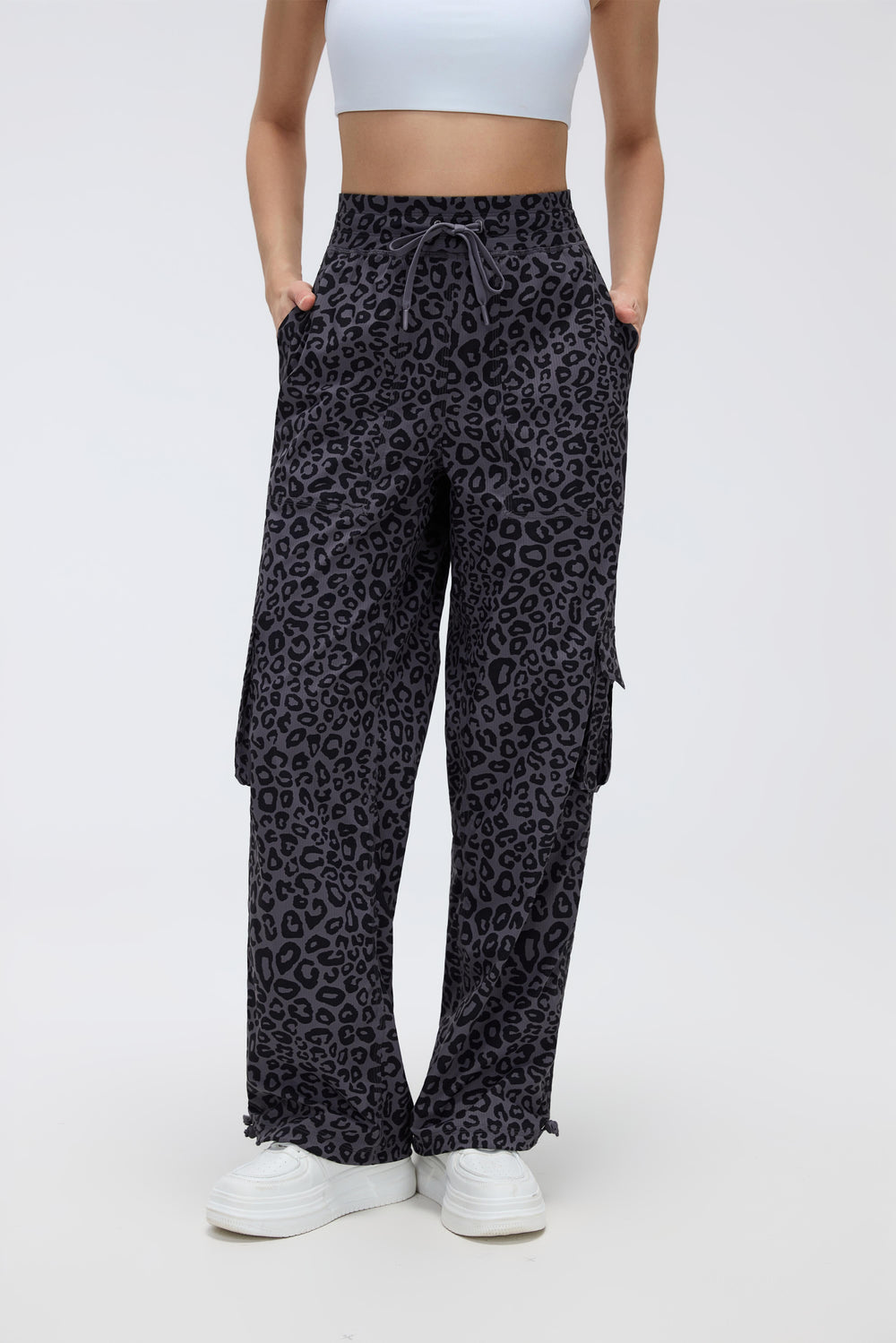 Stretchable Utility Travel Joggers With 6 Pockets