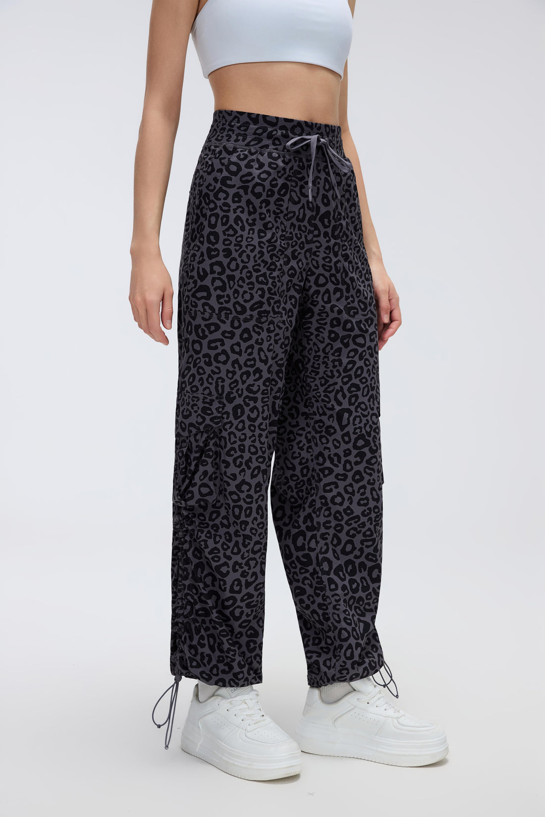 Stretchable Utility Travel Joggers With 6 Pockets