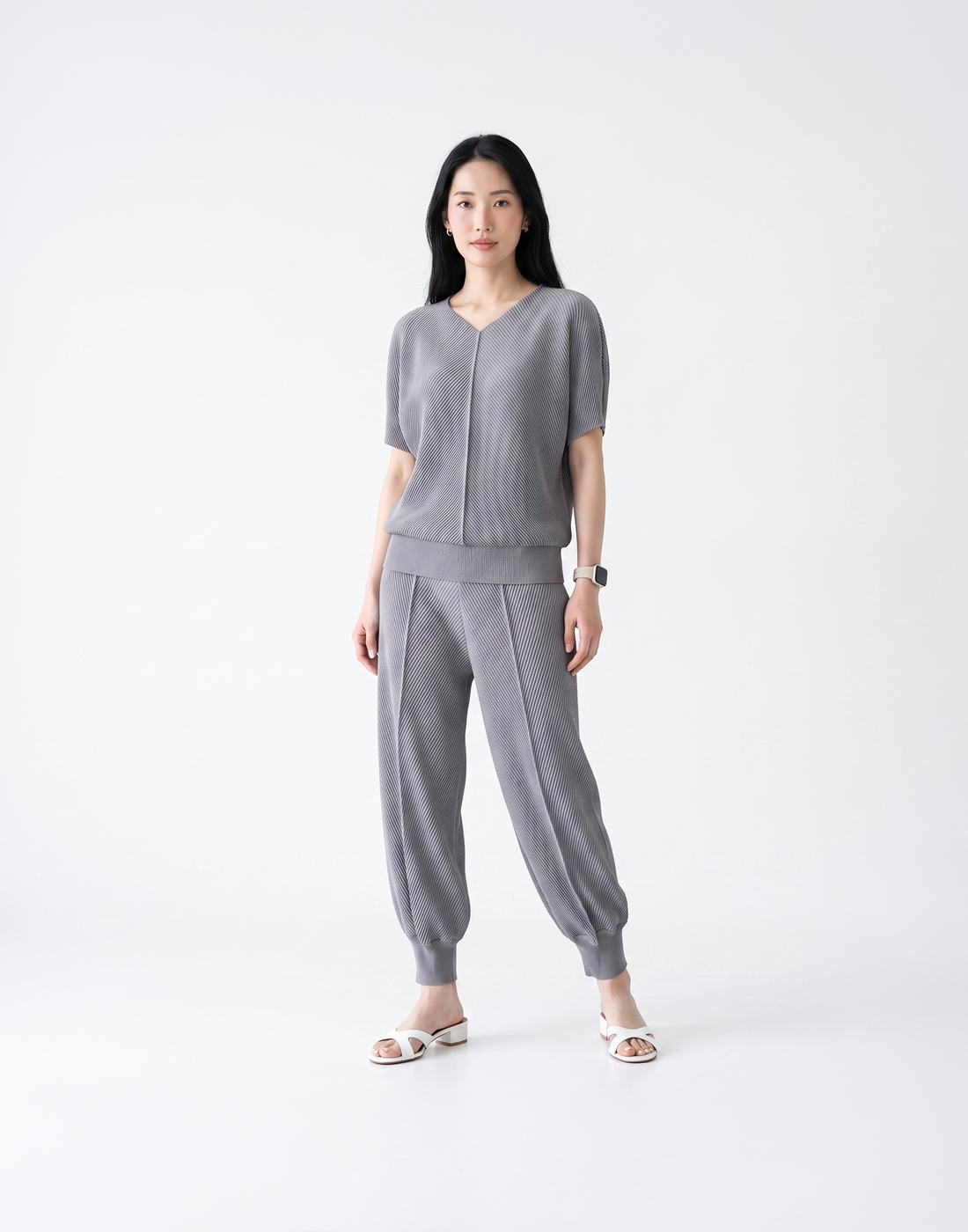 Wrinkle-Free, Cooling & Breathable Free Size Takeoff Pleated Set