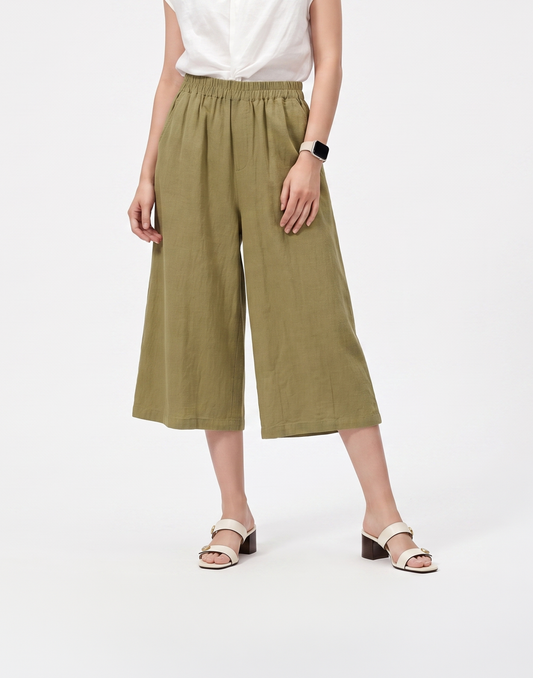 Wrinkle-Free, Cooling & Breatahble Elite Bermudas With Stretchy Waistband