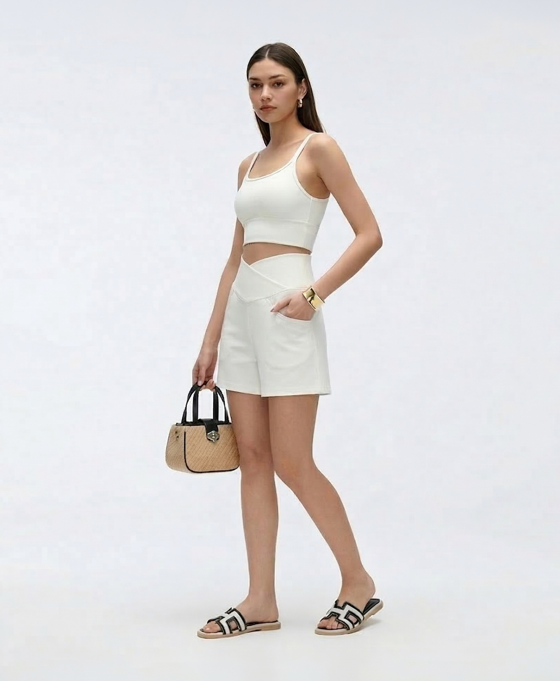 Cooling & Buttery Soft With Tummy-Tucking Waistline Motion Denim Shorts With Pockets