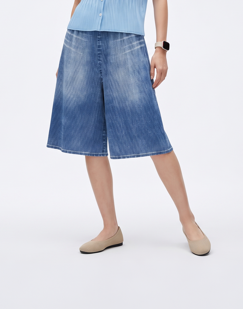 Cooling, Breathable & Free Size Wave Pleated Denim Shorts With Pockets
