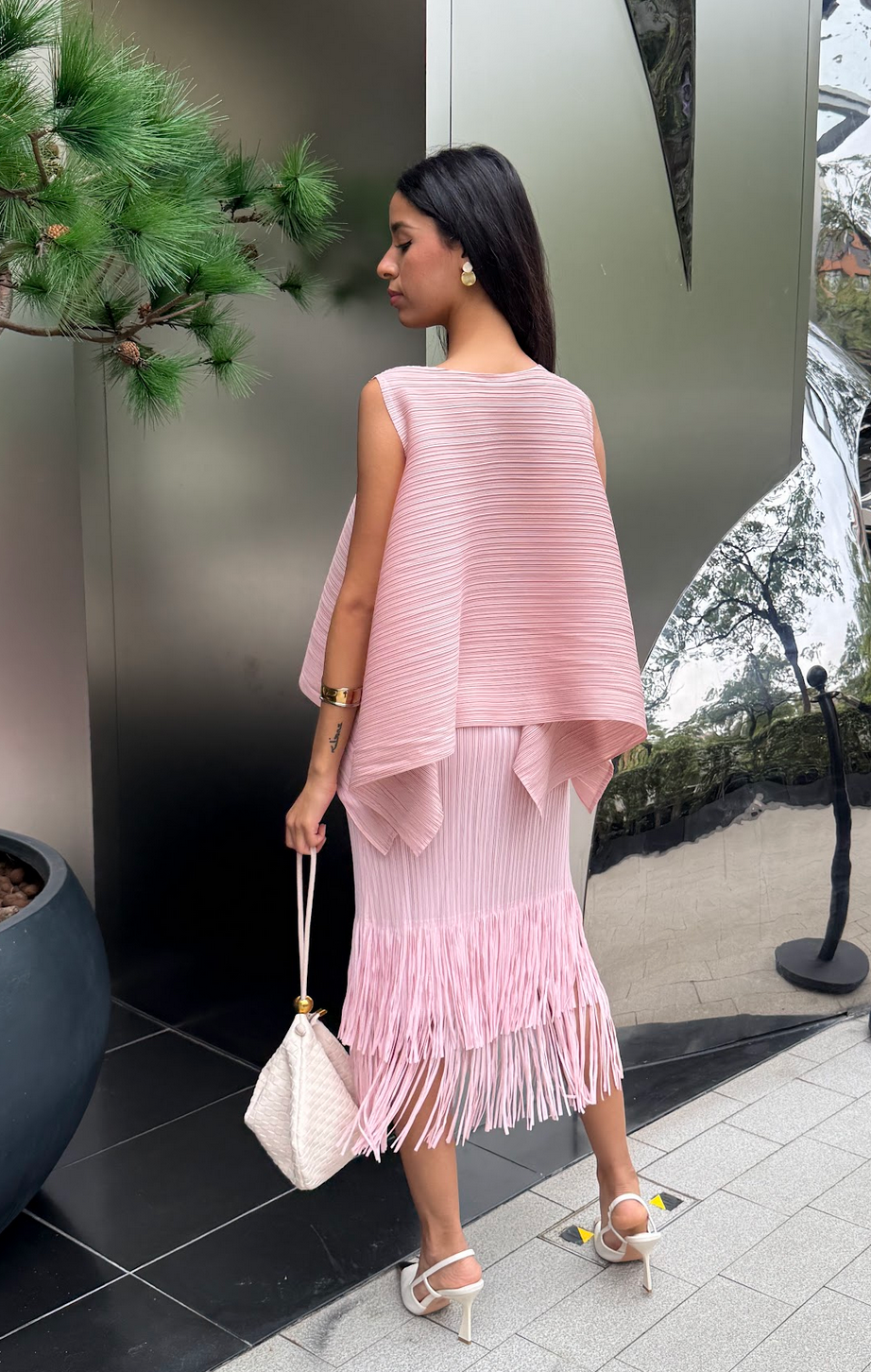 Cooling & Flattering Swirl Skirt With Elastic Waistband