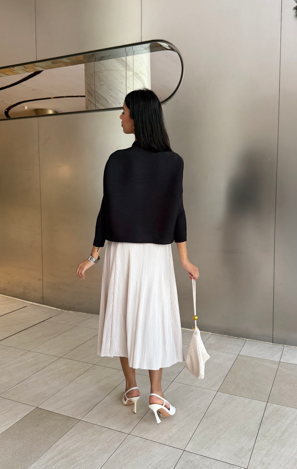 Cooling & Wrinkle-Free Whisper Skirt With Elastic Waistband