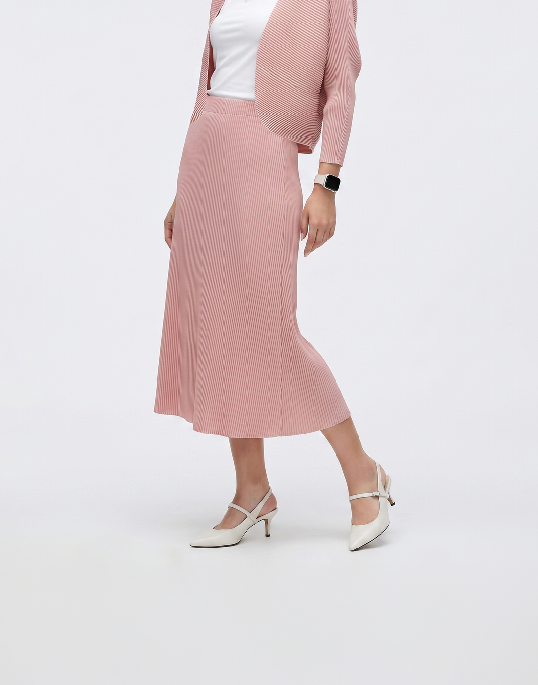 Wrinkle-Free, Cooling & Breathable With Stretchable Waistband Glide Skirt