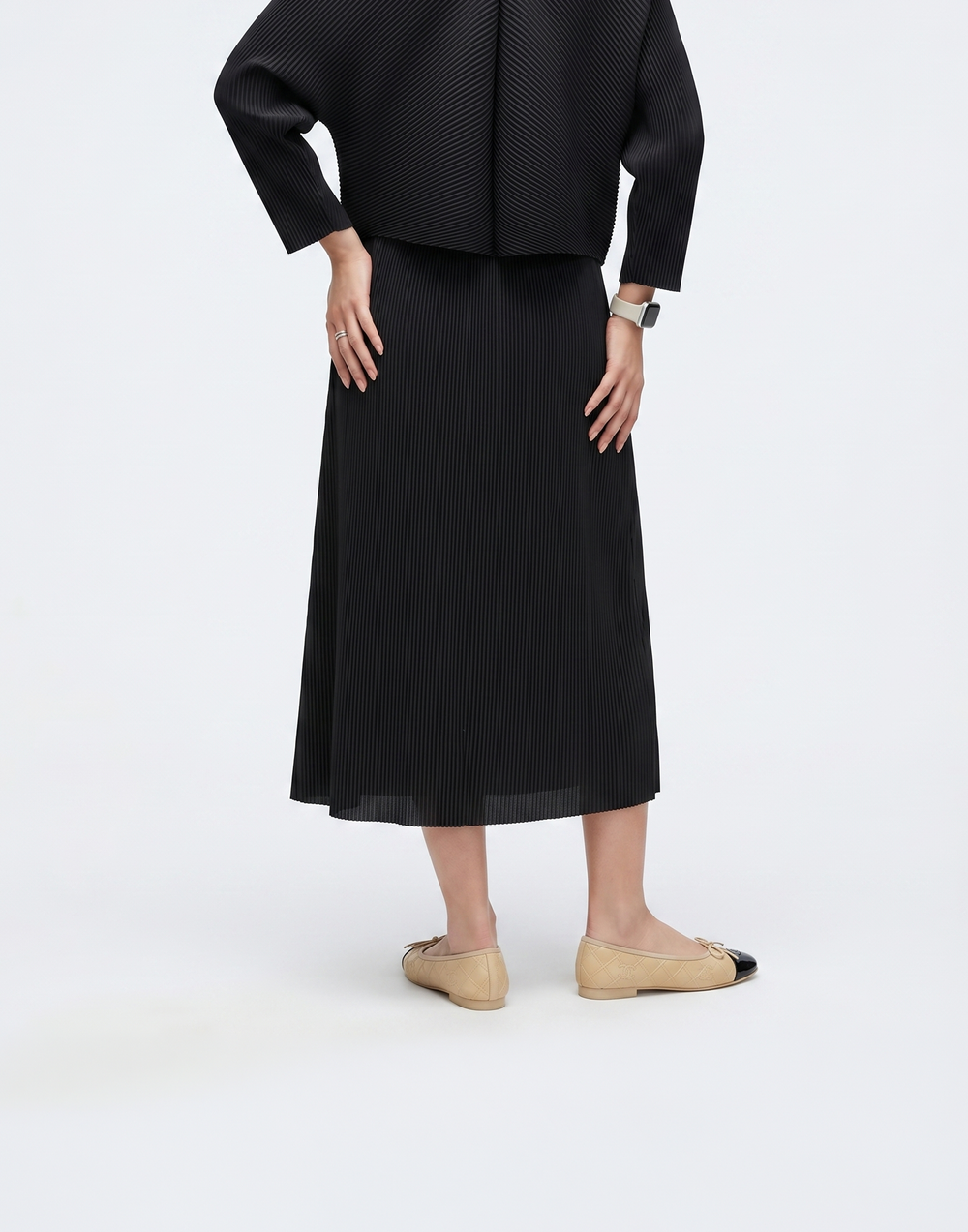 Wrinkle-Free, Cooling & Breathable With Stretchable Waistband Glide Skirt