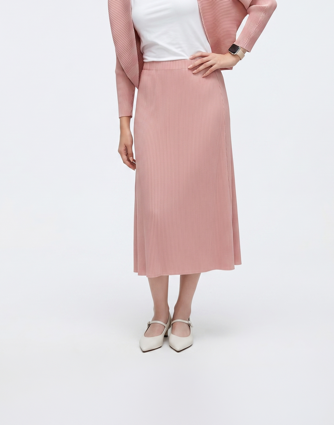 Wrinkle-Free, Cooling & Breathable With Stretchable Waistband Glide Skirt