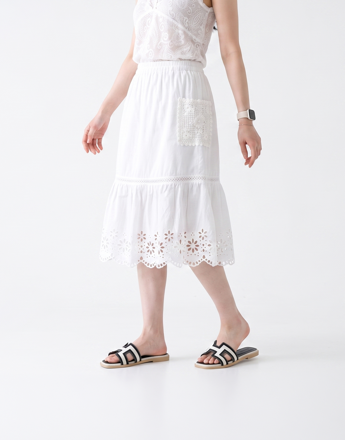 Cooling, Breathable Muse Lace Skirt With Stretchable Waistband & Pockets