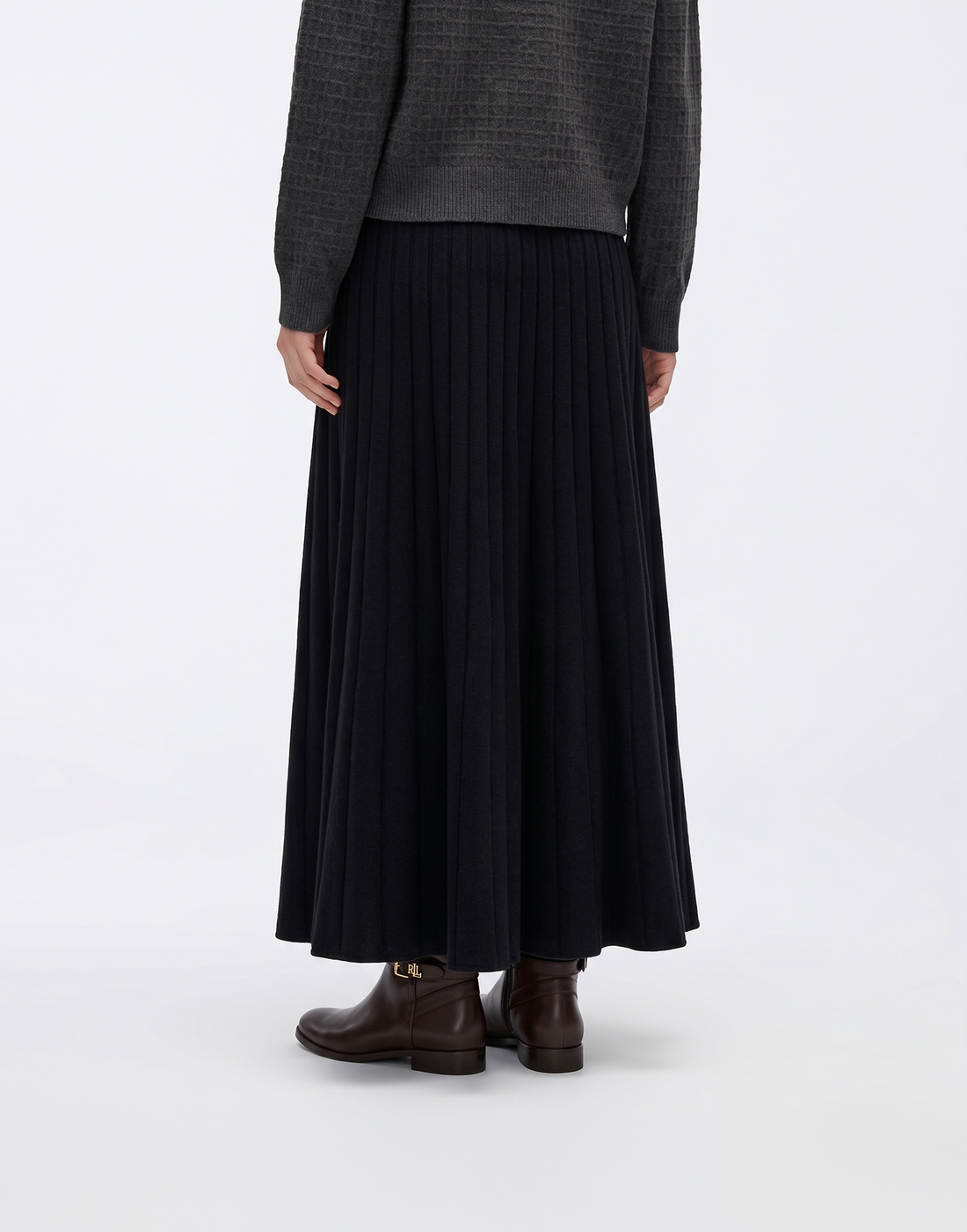 Buttery Soft, Warm & Free Size Nordic Pleated Skirt With Stretchy Waistband