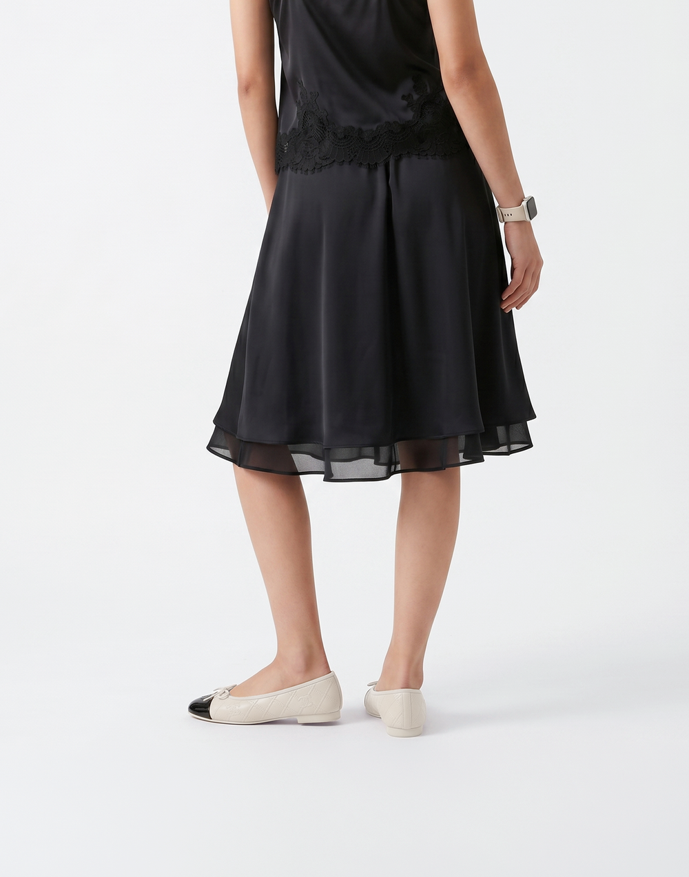 Cooling, Breathable & Crease-Resistant Frost Skirt With Stretchy Waistband