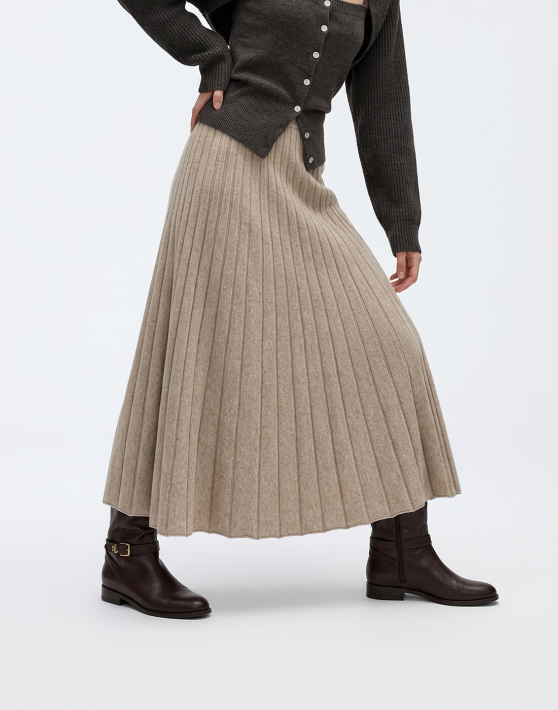 Buttery Soft, Warm & Free Size Nordic Pleated Skirt With Stretchy Waistband