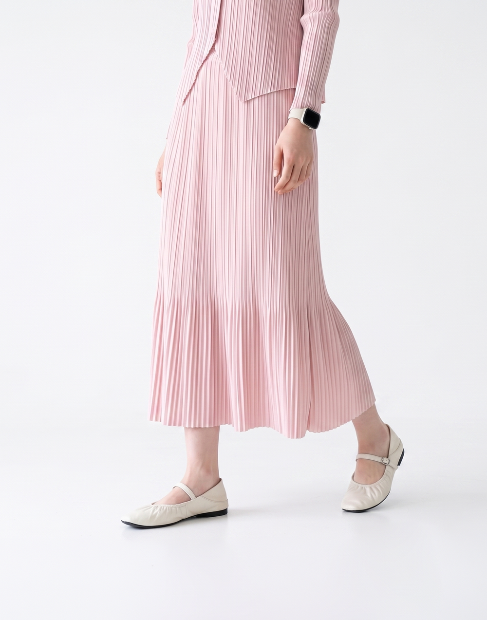 Wrinkle-Free, Cooling & Breathable Harmony Skirt With Stretchy Waistband