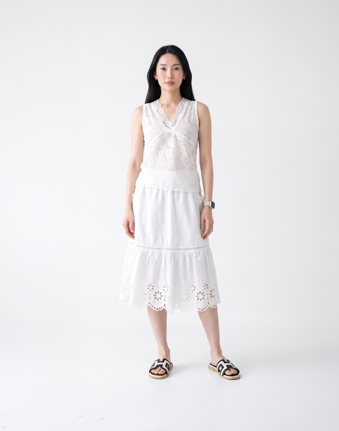 Cooling, Breathable Muse Lace Skirt With Stretchable Waistband & Pockets