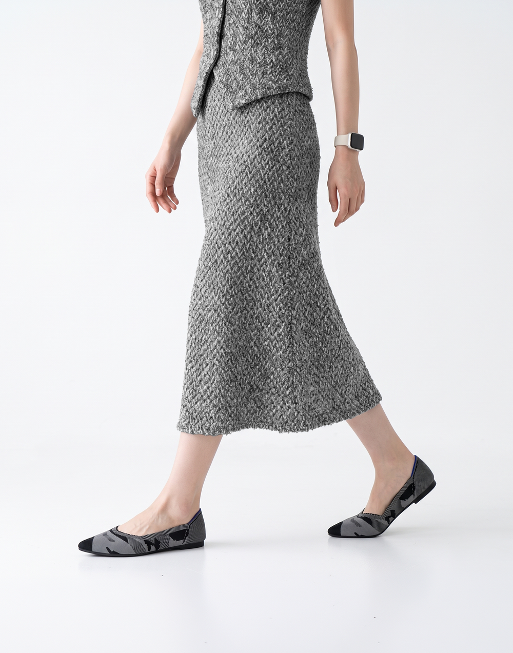 Wrinkle-Free, Cooling & Breathable Free Size Valencia Skirt With Stretchy Waistband