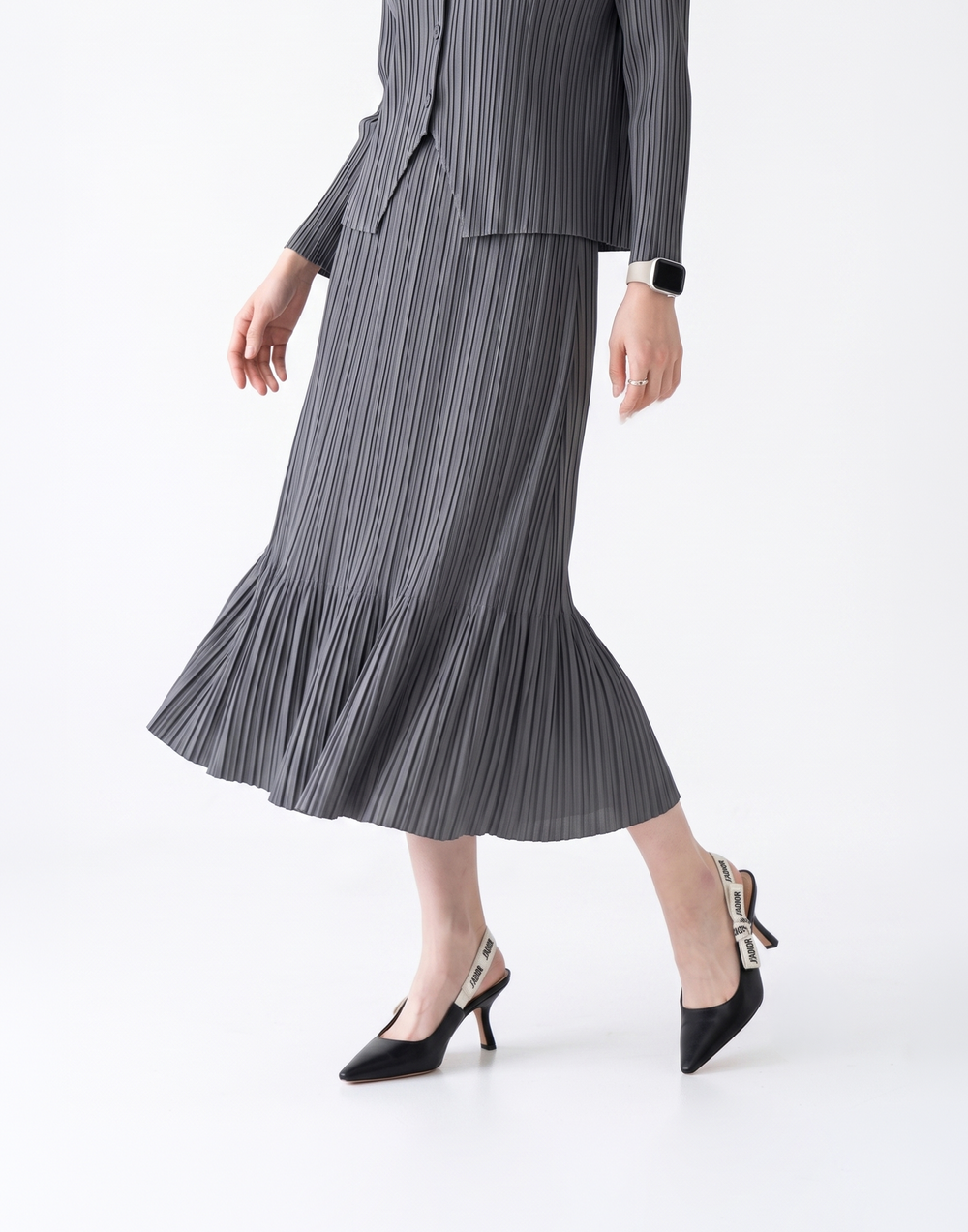 Wrinkle-Free, Cooling & Breathable Harmony Skirt With Stretchy Waistband