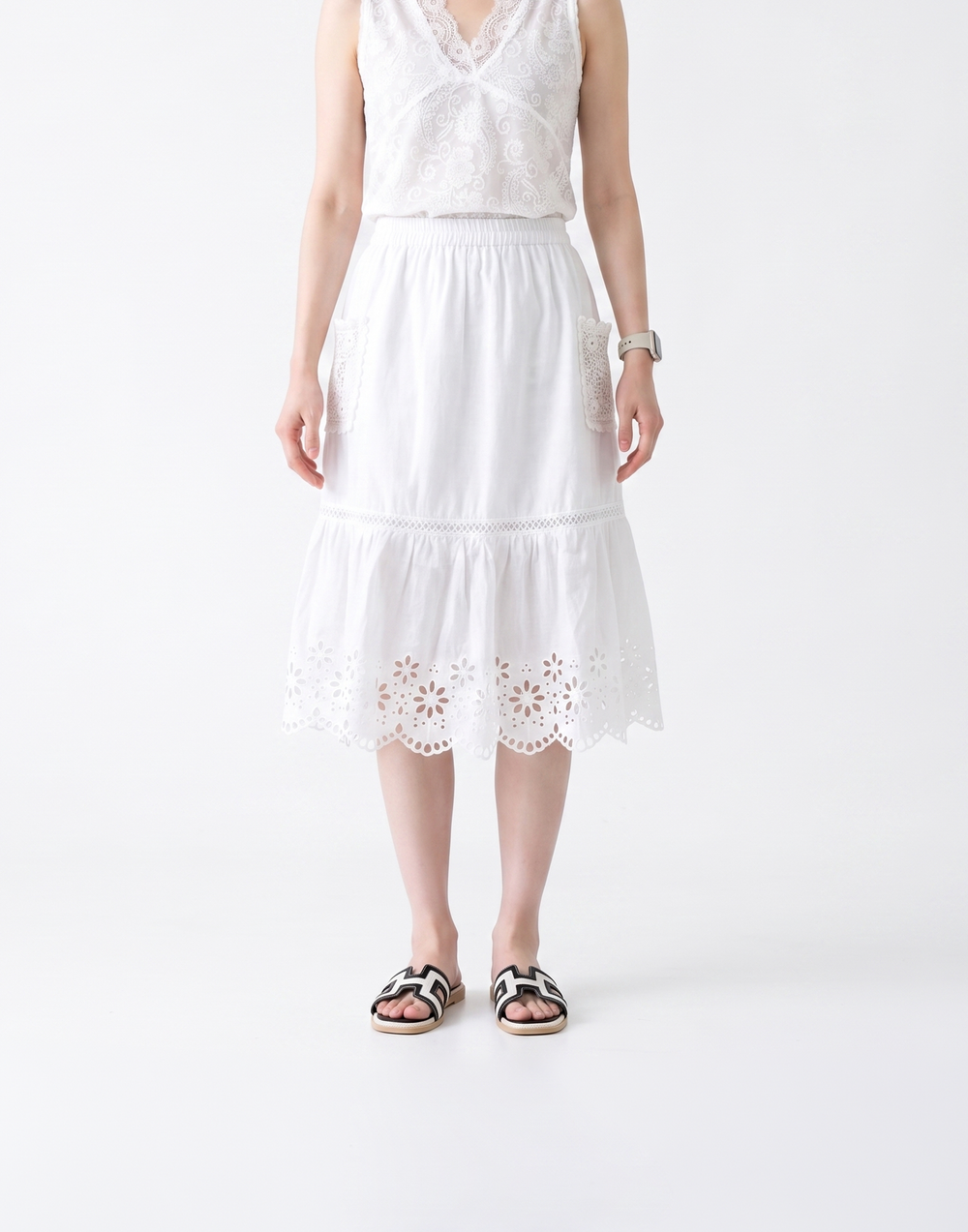 Cooling, Breathable Muse Lace Skirt With Stretchable Waistband & Pockets