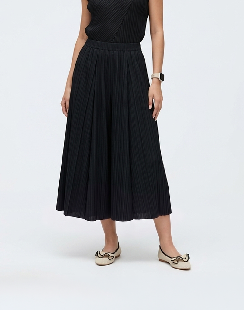 Wrinkle-Free, Cooling & Breathable Free Size Nelle Pants With Stretchy Waistband