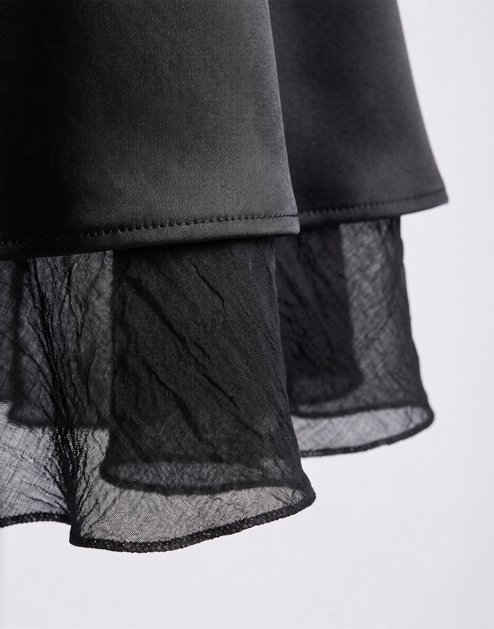 Cooling, Breathable & Crease-Resistant Frost Skirt With Stretchy Waistband
