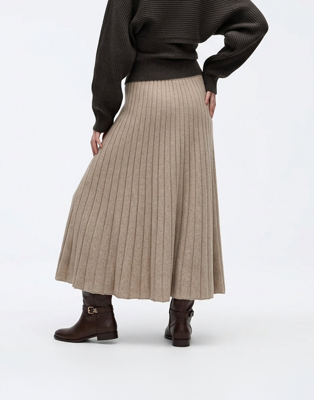 Buttery Soft, Warm & Free Size Nordic Pleated Skirt With Stretchy Waistband