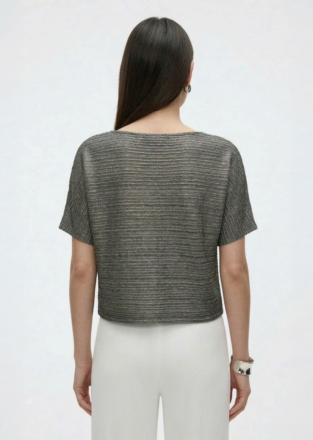 Wrinkle-Free, Cooling & Breathable Elevation Pleated Top