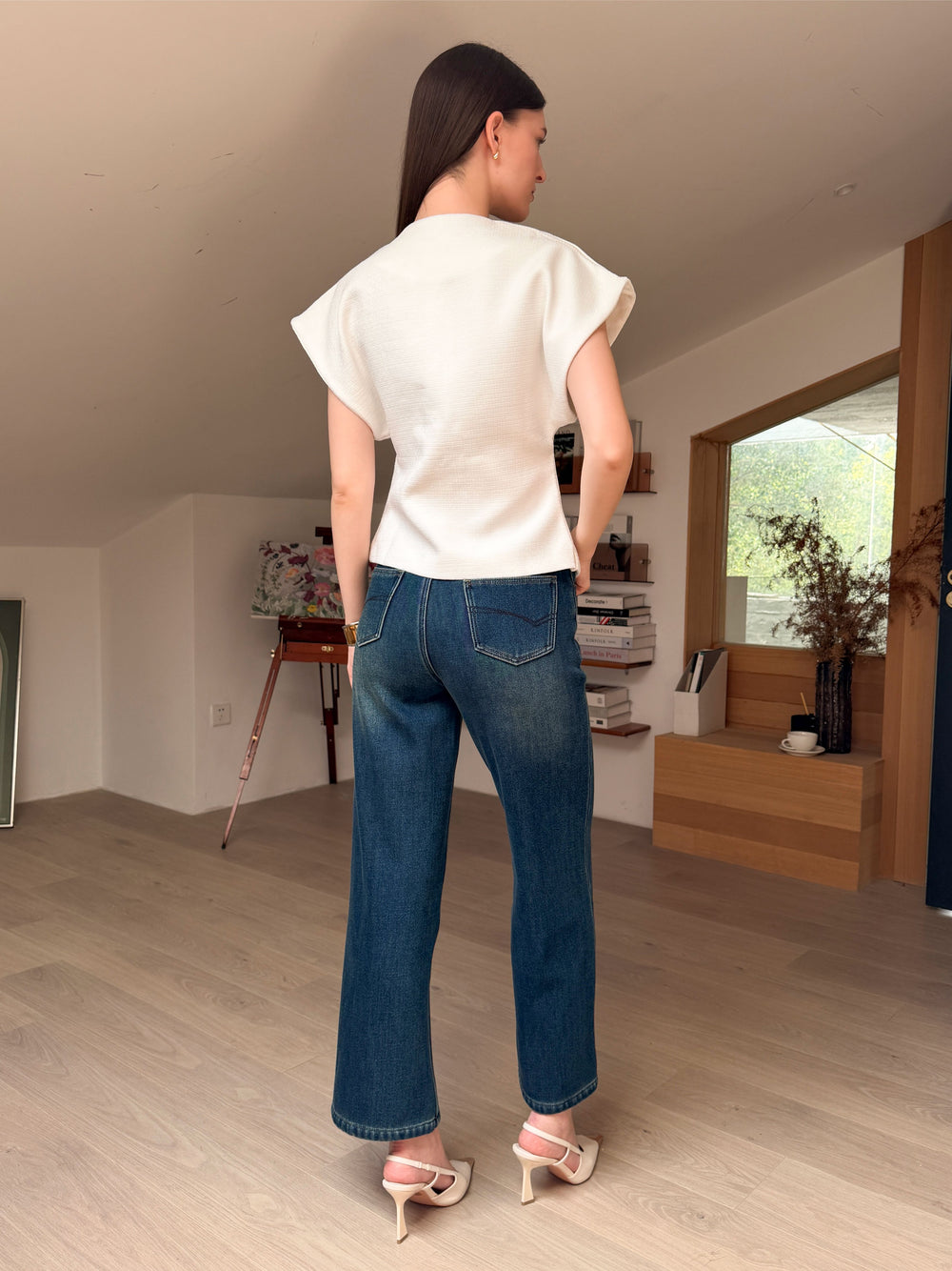 Crease-Resistant Flair Top