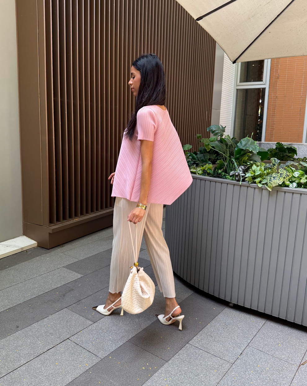 Cooling & Wrinkle-Free Breezy Top With Sleeves