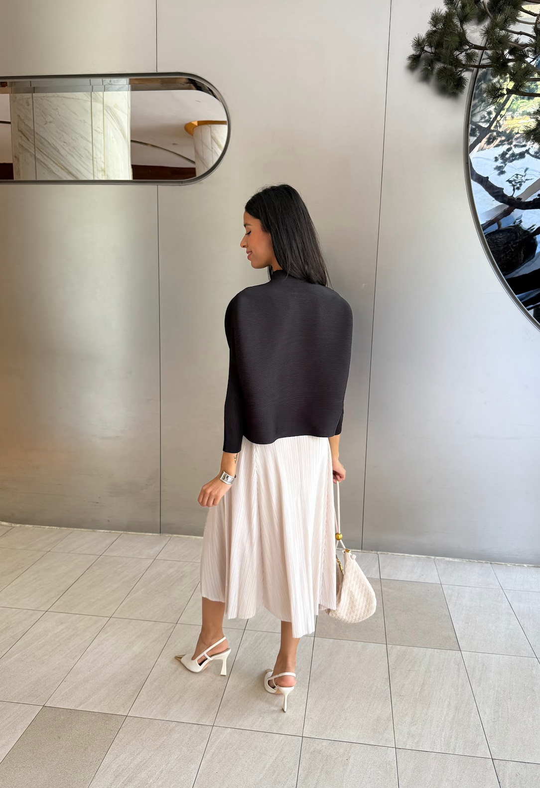Cooling & Wrinkle-Free Poise Cardigan With Pockets