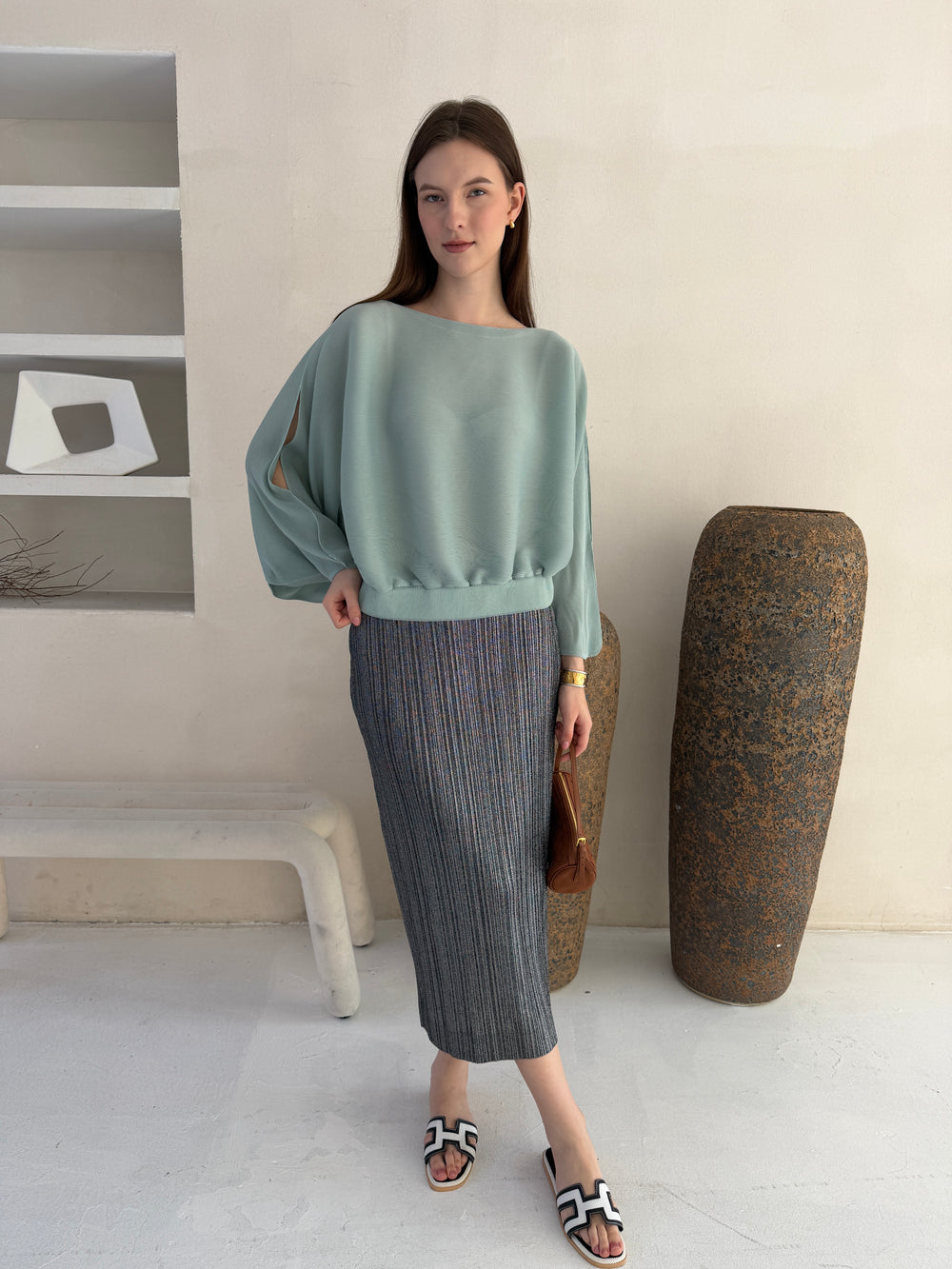 Cooling, Wrinkle-Free and Free Size Fluid Top