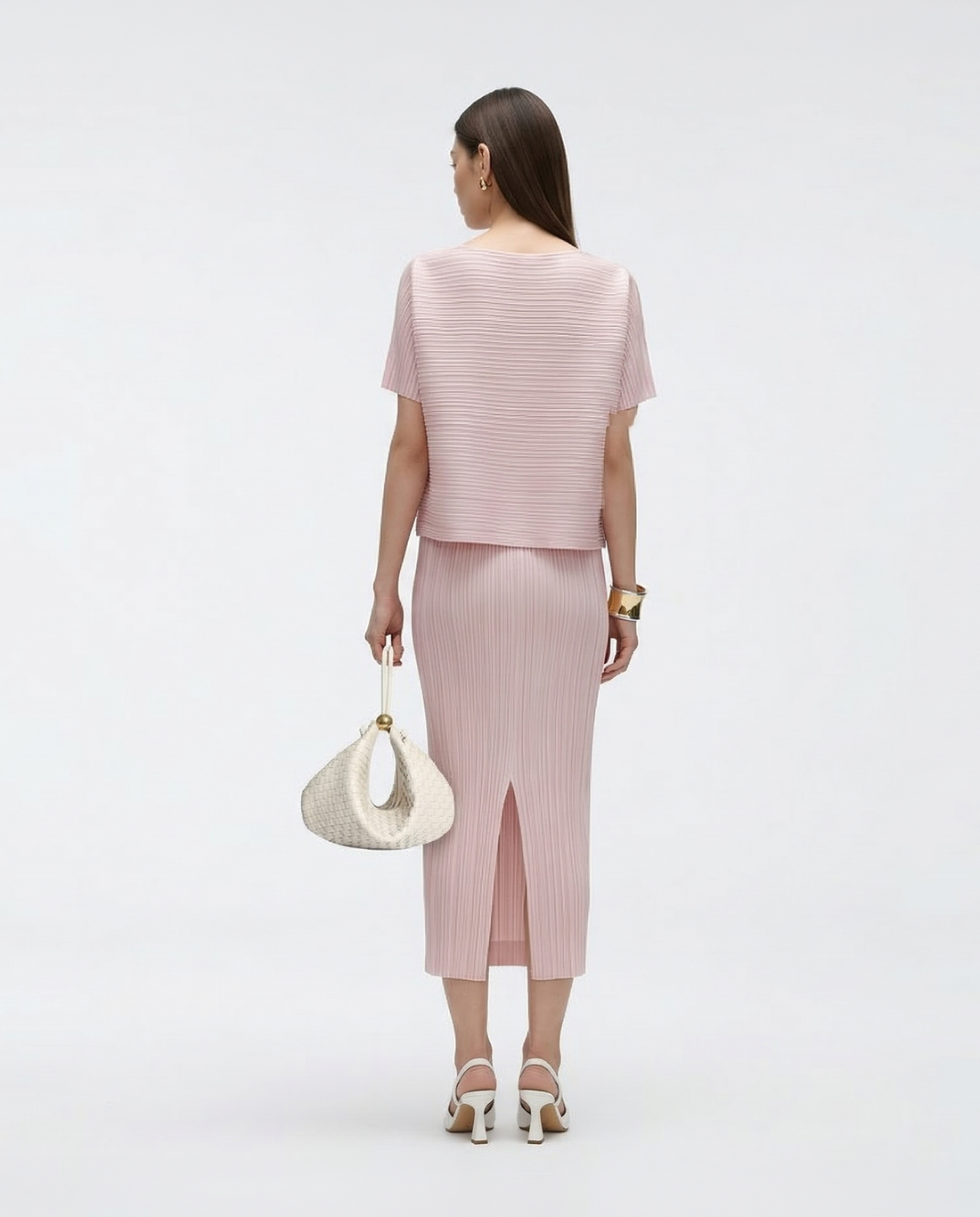 Wrinkle-Free, Cooling & Breathable Elevation Pleated Top