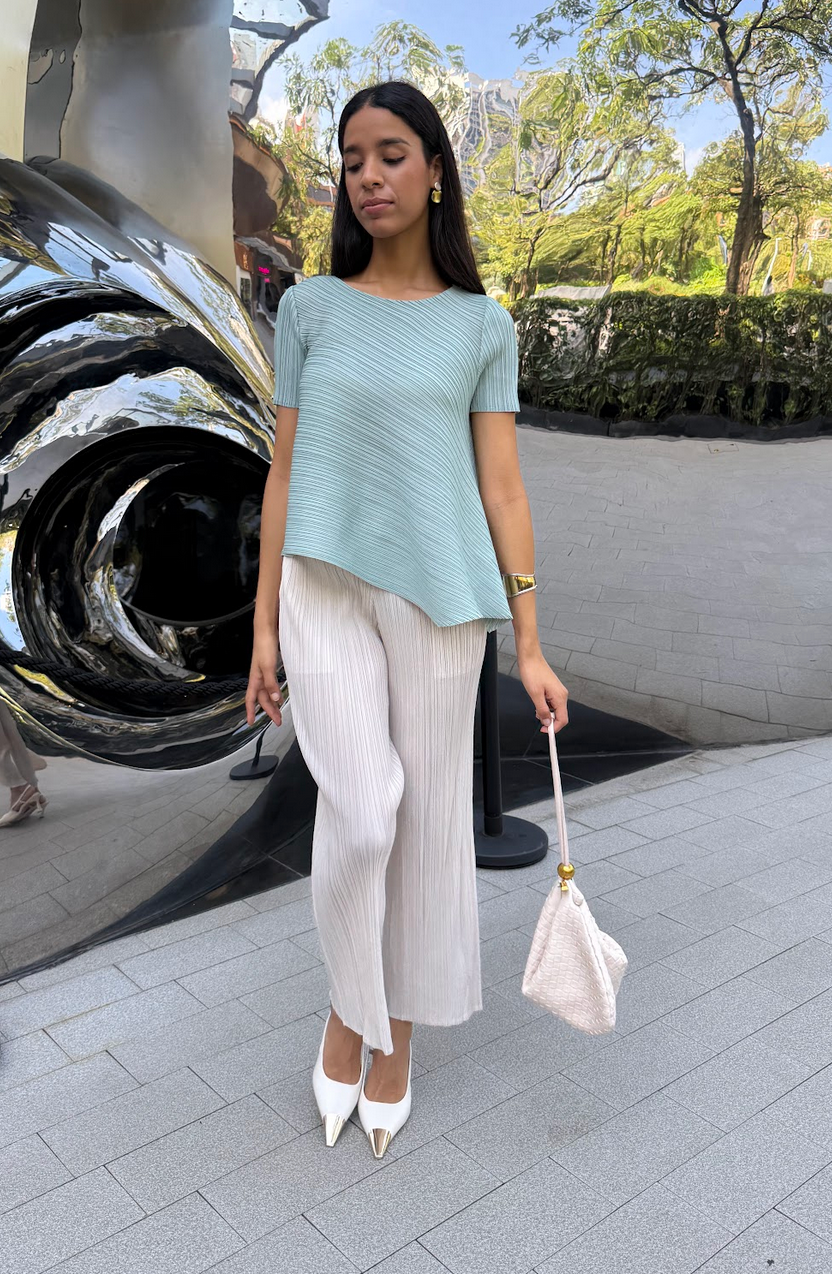 Cooling & Wrinkle-Free Breezy Top With Sleeves