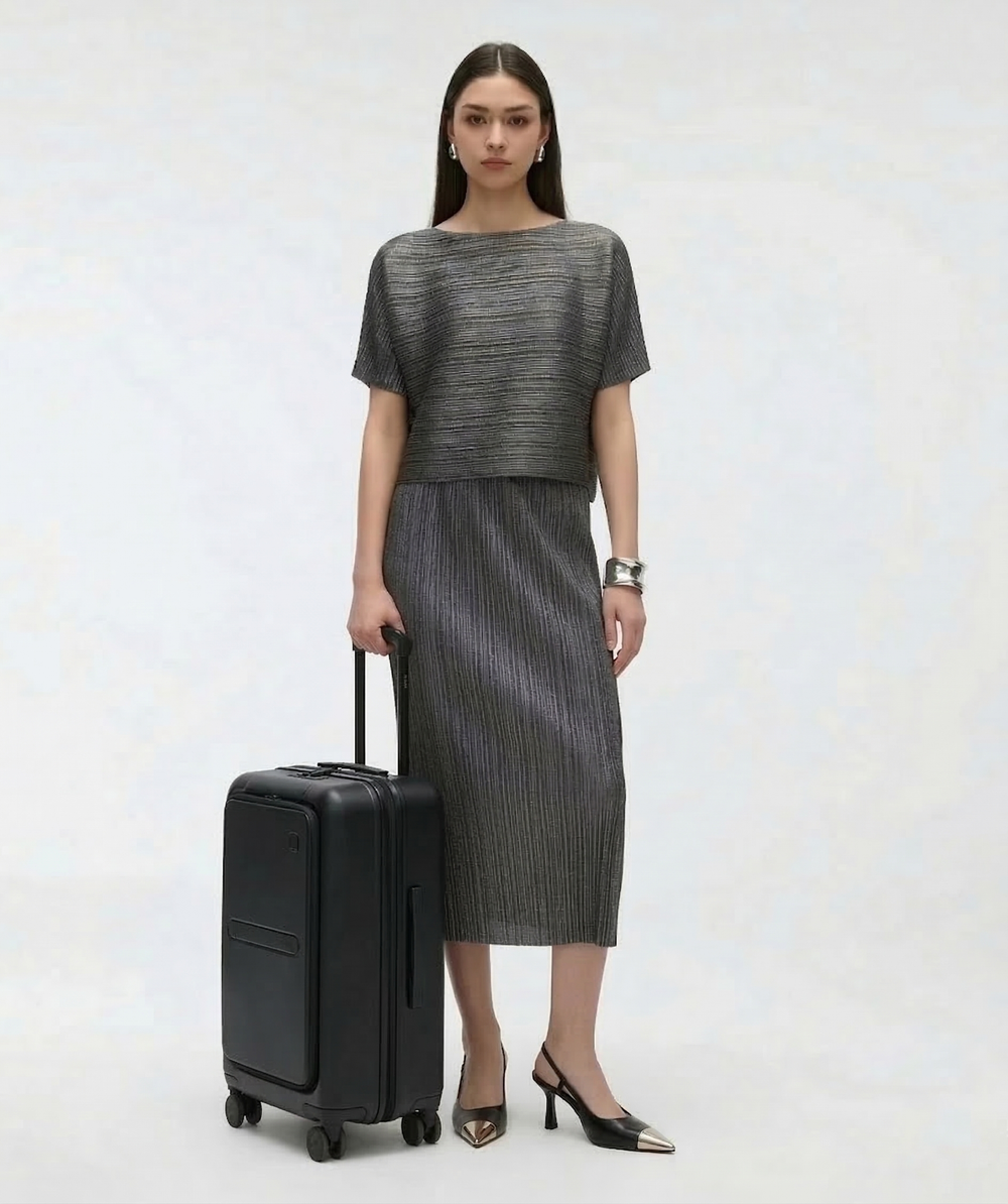 Wrinkle-Free, Cooling & Breathable Elevation Pleated Top