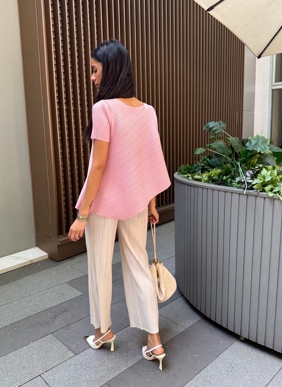 Cooling & Wrinkle-Free Breezy Top With Sleeves