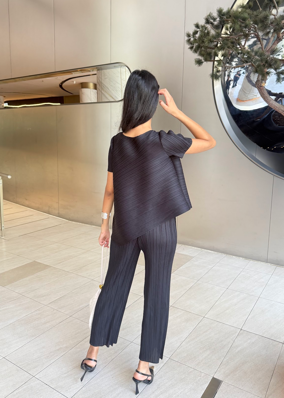 Cooling & Wrinkle-Free Breezy Top With Sleeves