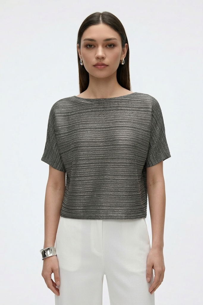 Wrinkle-Free, Cooling & Breathable Elevation Pleated Top