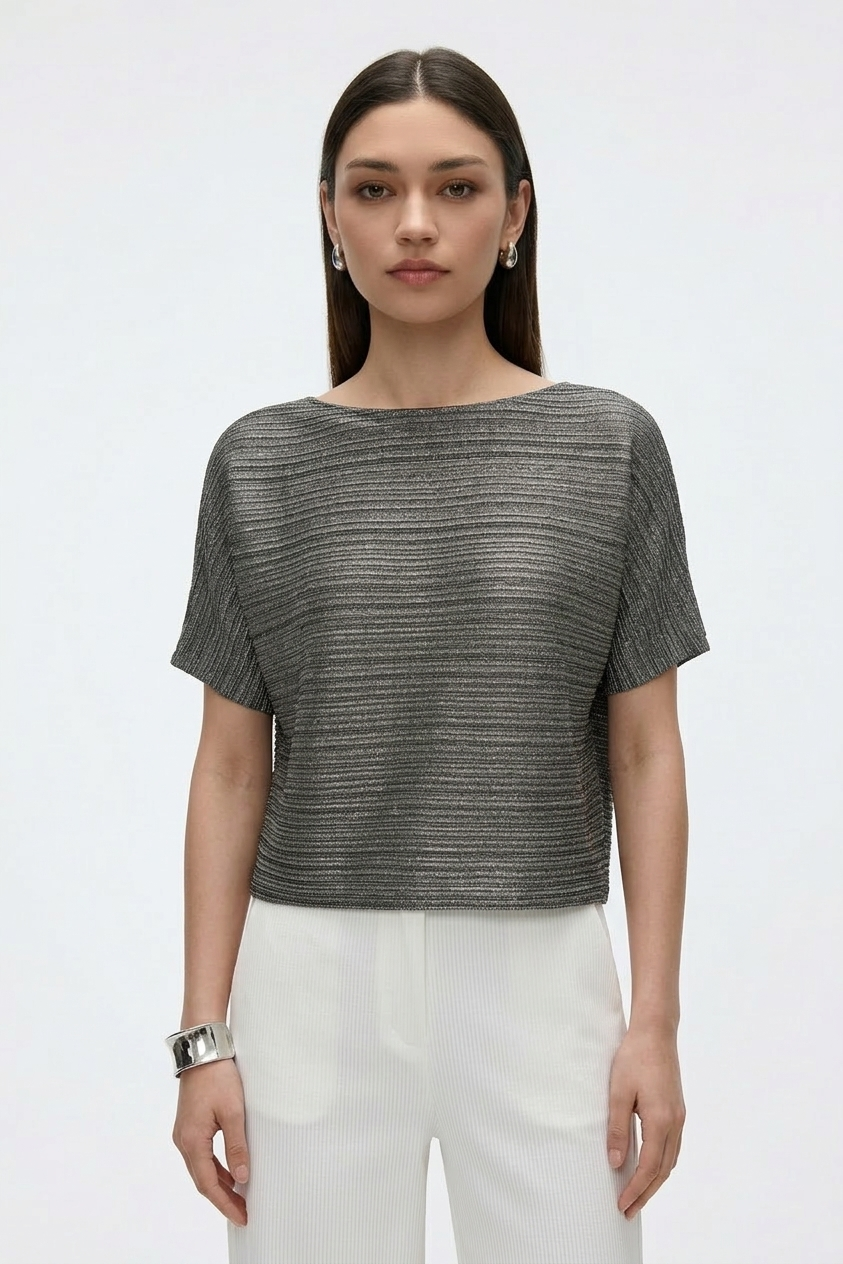 Wrinkle-Free, Cooling & Breathable Elevation Pleated Top