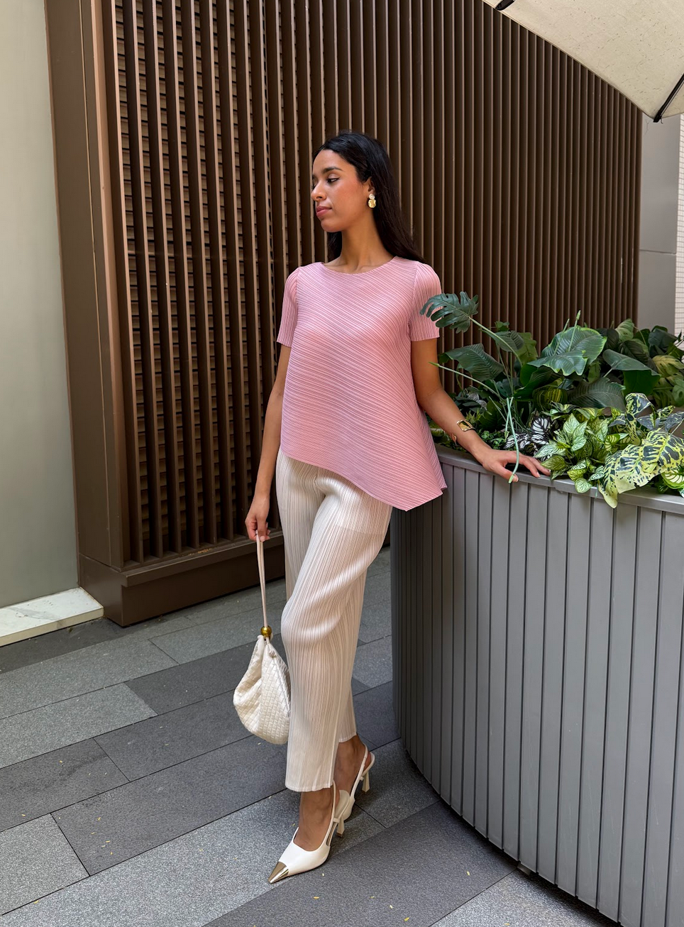 Cooling & Wrinkle-Free Breezy Top With Sleeves