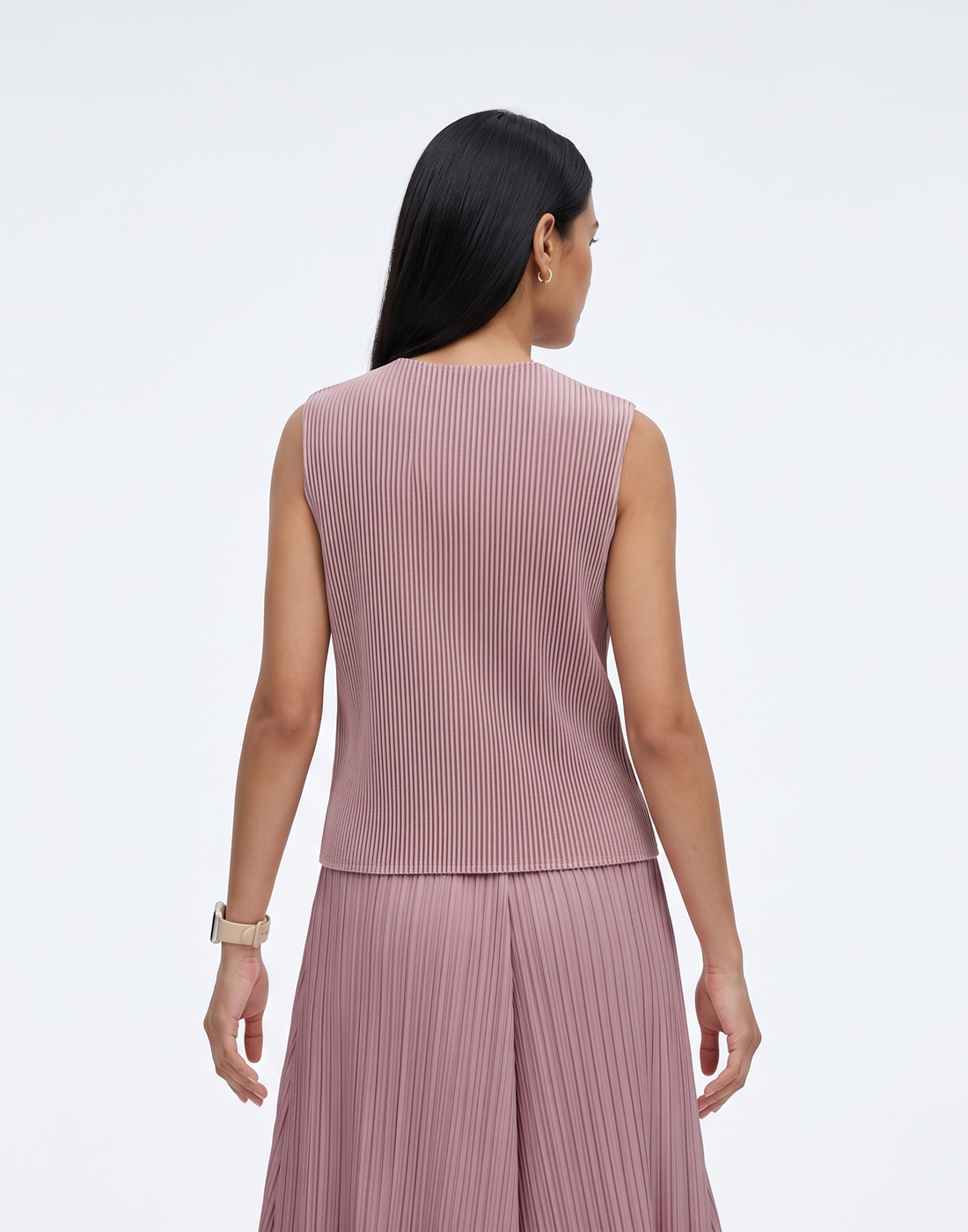 Wrinkle-Free, Cooling & Breathable Free Merit Vest With Pockets