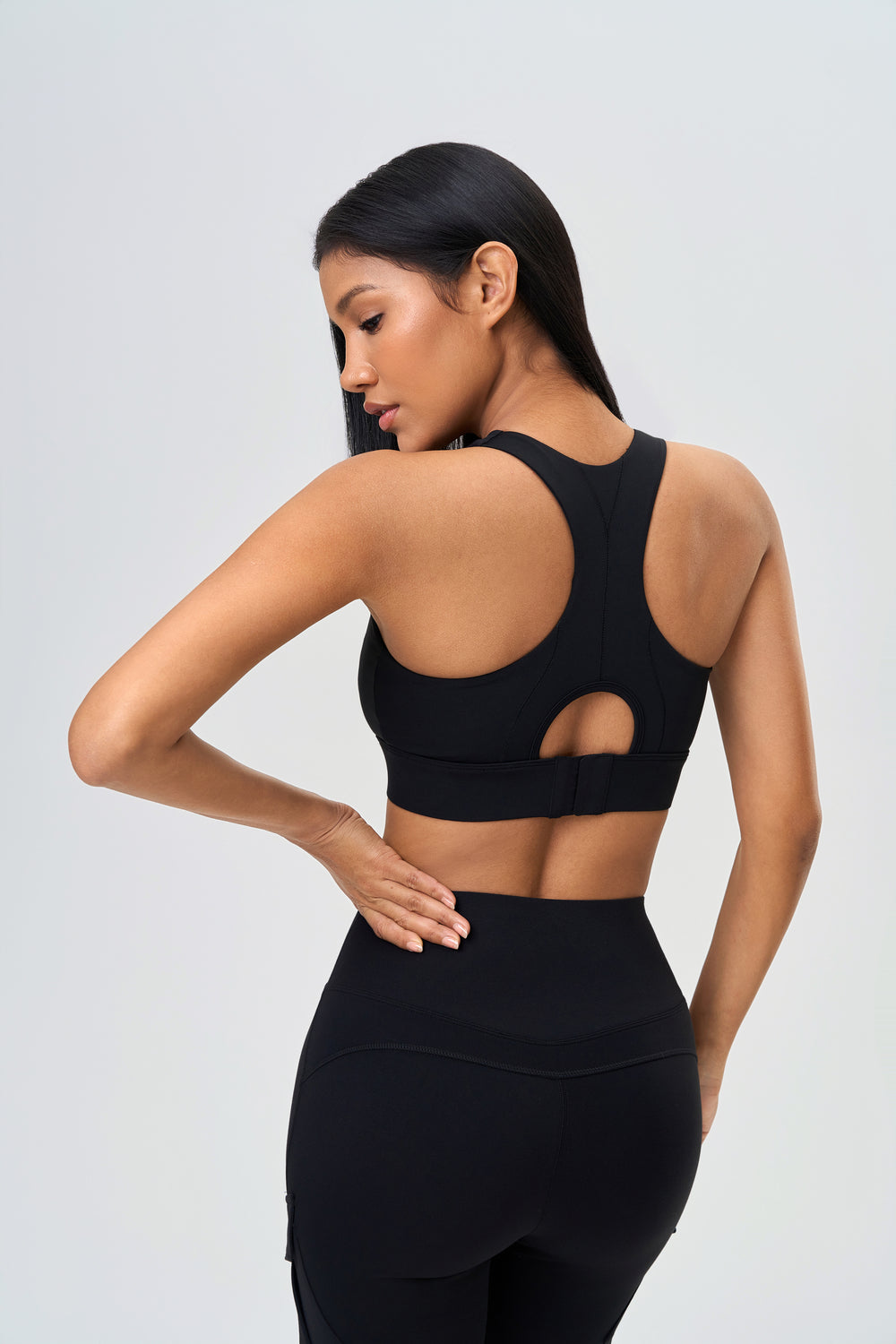 Buy 1, Get 1 Free - Anti-Odor, Cooling & High Impact Siren Bra & Moulded Cups With Clasps