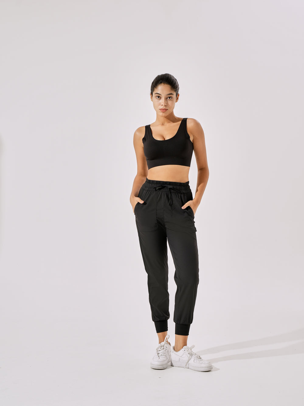 Cooling & Stretchable Weekend Joggers