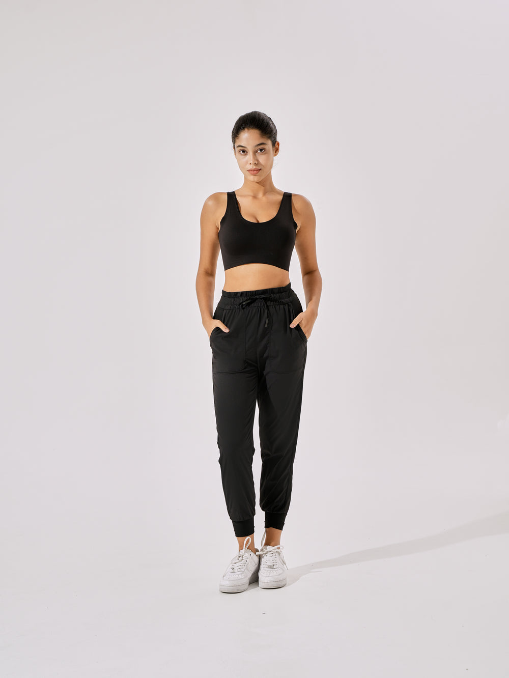 Cooling & Stretchable Weekend Joggers