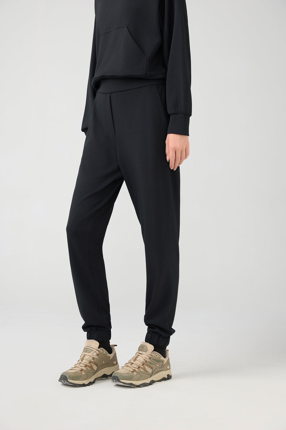 Buttery Soft With Elastic Waistband Traveller Joggers With Pockets