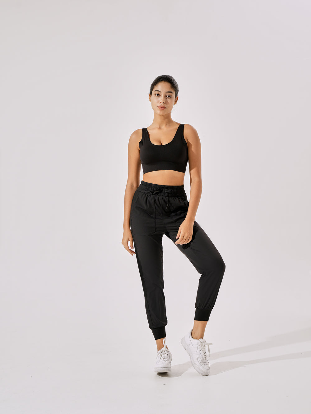 Cooling & Stretchable Weekend Joggers